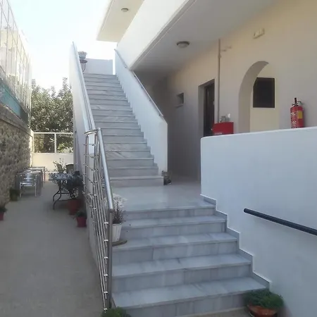 Antigoni Guest house 2*