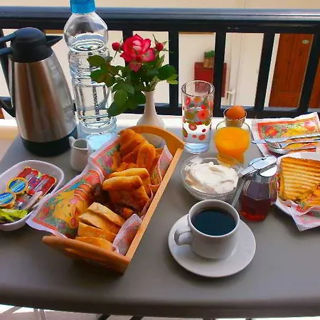 Guest house Antigoni 2*