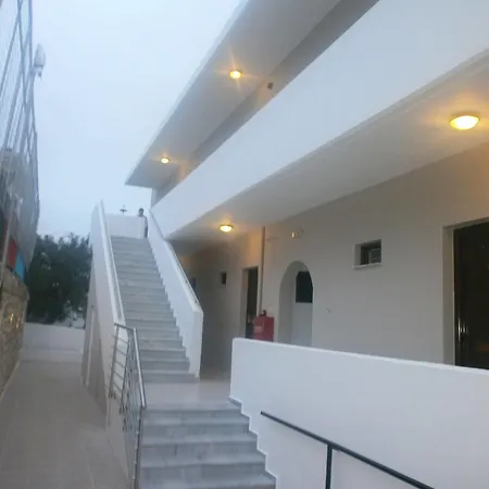 Guest house Antigoni 2*