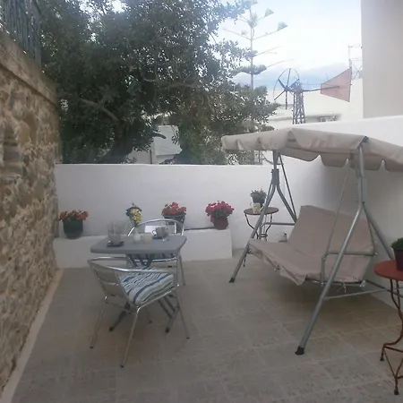 Guest house Antigoni 2*
